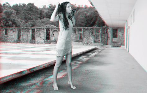 53.77 [Anaglyph]